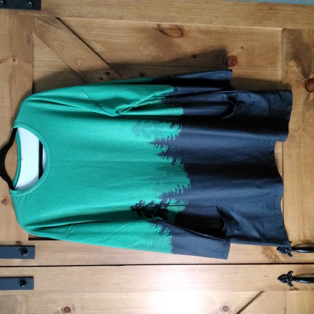 Green & Black Tree Design Long Sleeve Polyester Blouse Size 2X New Without Tags